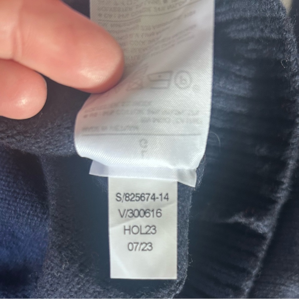 Banana Republic Factory Coveted Sweater L Navy - Picture 4 of 4